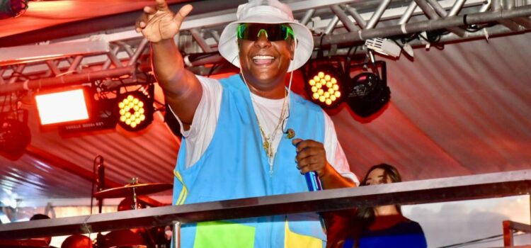 Terceiro dia de Micareta de Feira de Santana tem Timbalada, Psirico e muito mais