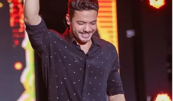 Em show, Wesley Safadão diz que motivo de pausa na carreira é por problema mental