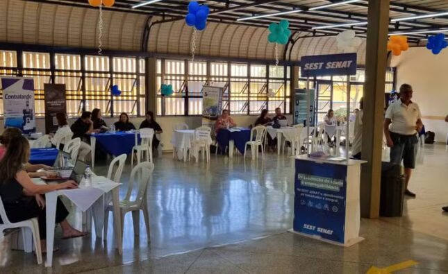 Evento oferece 600 vagas de emprego em Feira de Santana; saiba como participar