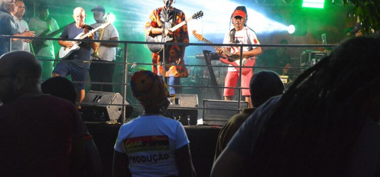Reggae e outros ritmos animam festa em homenagem ao Dia da Consciência Negra
