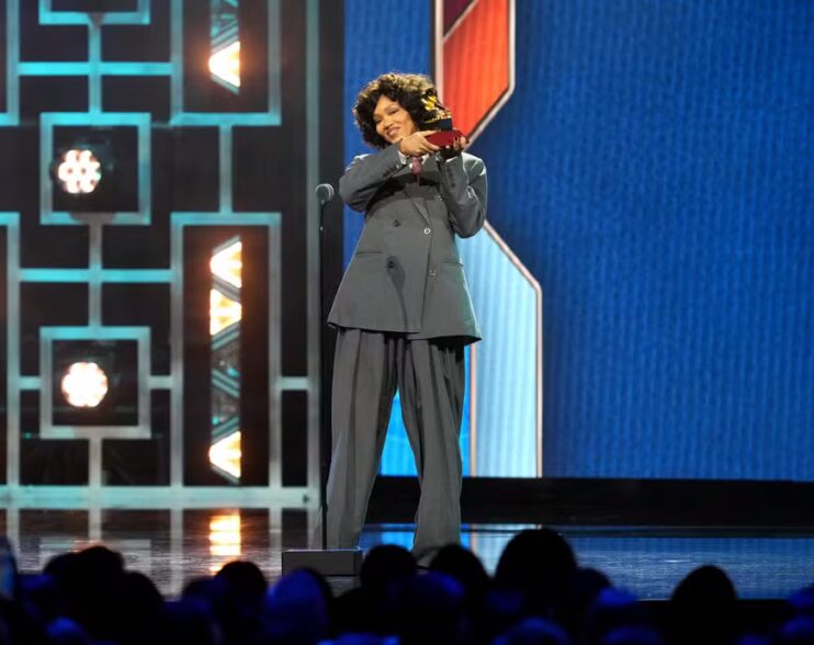 Baianasystem e Luedji Luna vencem Grammy Latino 2025