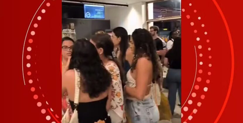 Kleber Mendonça Filho mostra cinema lotado em Salvador após vitórias de Wagner Moura e de ‘O Agente Secreto’ no Globo de Ouro