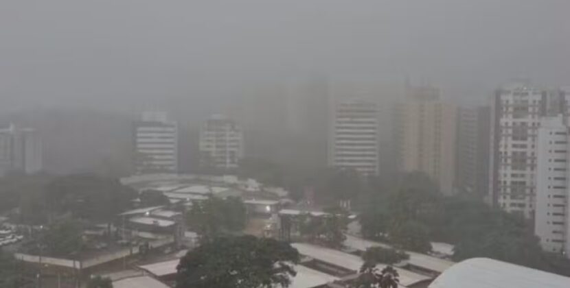Inmet emite alerta de chuvas intensas para Salvador e outras 189 cidades da Bahia