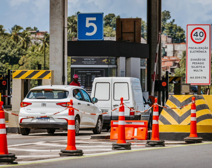 Mais de 750 mil veículos devem circular pela BA-099 e Sistema BA-093  no Carnaval