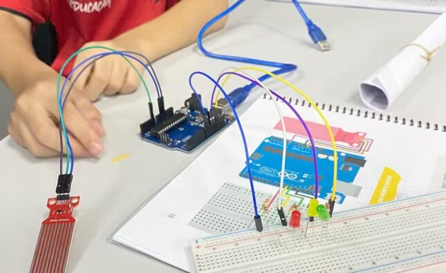 Curso gratuito de robótica para jovens está com inscrições abertas no subúrbio de Salvador