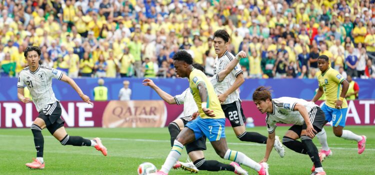 De virada, Brasil derrota Japão por 2 a 1 e avança às oitavas da Copa do Mundo