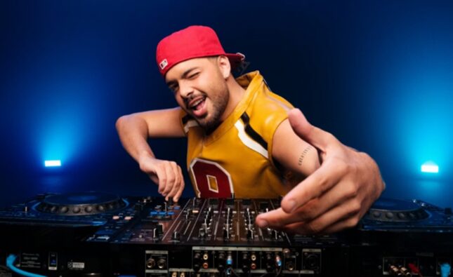 Música eletrônica na avenida: DJ Pedro Sampaio vai tocar na Micareta de Feira